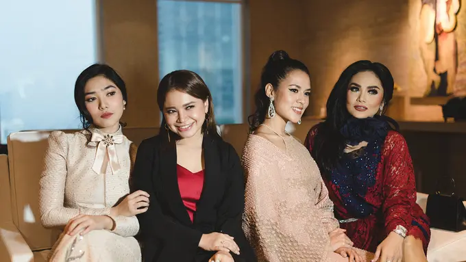 [Bintang] Bertabur Bintang, Gaya Seleb Kece di Konser Ayat-Ayat Cinta 2