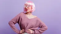 8 Ciri Kepribadian Orang yang Suka Mewarnai Rambut Warna Ceria, Ini Faktanya