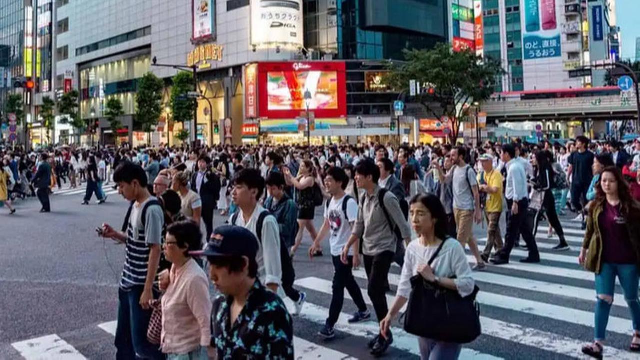 Pemerintah Tokyo Terapkan Empat Hari Kerja dalam Seminggu Mulai April 2025