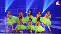 Cherrybelle dan Smash Buka Grand Final New AFI 2013