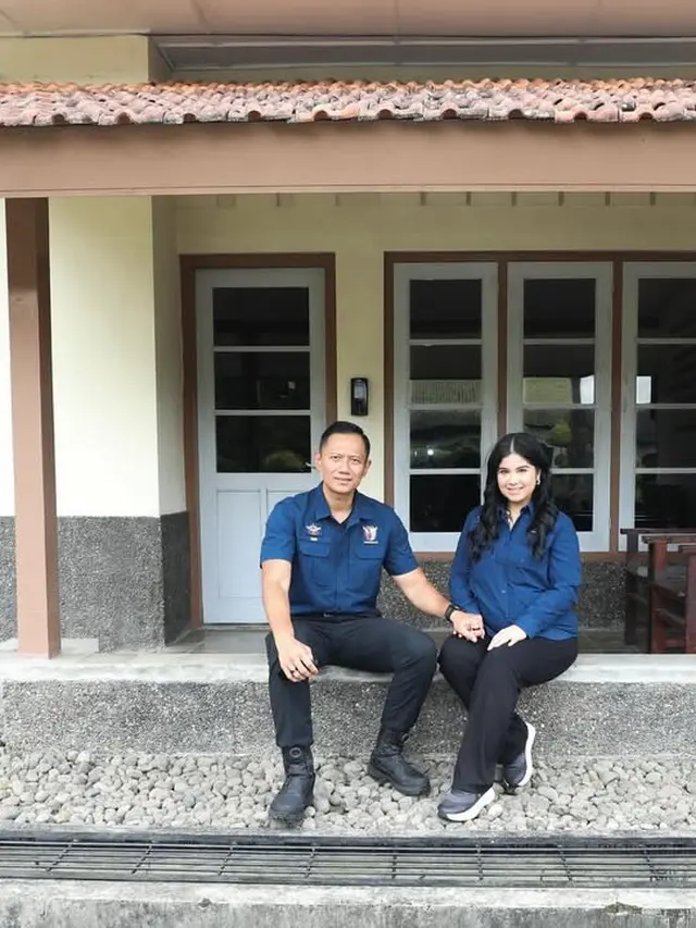 Annisa Pohan Setia Dampingi Agus Yudhoyono saat Hamil Besar