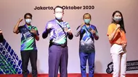 Bersepeda sambil berdonasi untuk peserta JkN terdampak COVID-19, Direktur Utama BPJS Kesehatan Fachmi Idris menerima penghargaan Virtual Ride for Better Indonesia 2020 pada 27 Oktober 2020. (Humas BPJS Kesehatan RI)