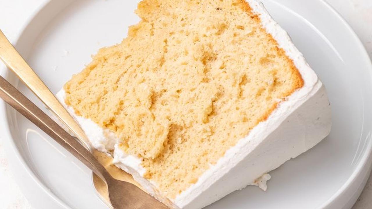 Rahasia Chiffon Cake Sempurna: Tips Anti Gagal dan 4 Resep Sederhana yang Wajib Dicoba!