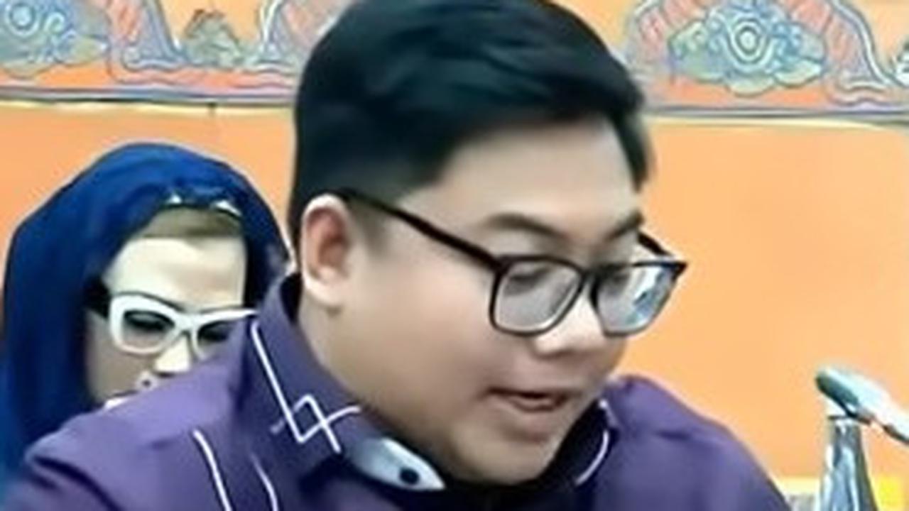 Satu Hari, Dua Pukulan Siang Dicecar DPR, Sore Budi Arie Dicopot Presiden Prabowo dari Menteri Koperasi