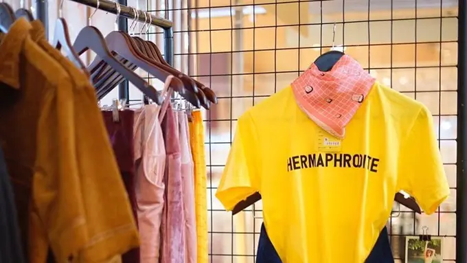 Liburan di Cafe du Market & Museum