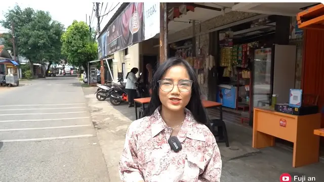 6 Potret Warung Sembako Fadil Jaidi, Konsepnya Menyatu dengan Rumah