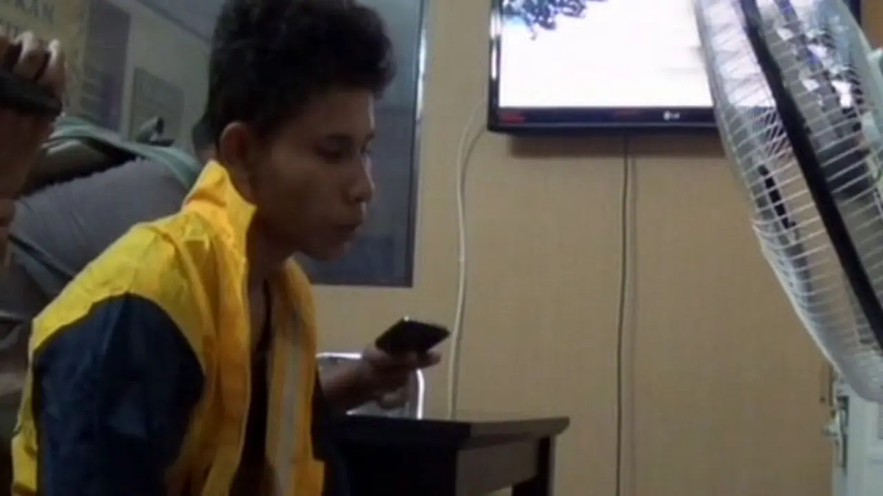 Perkosa Ibu dan Adik