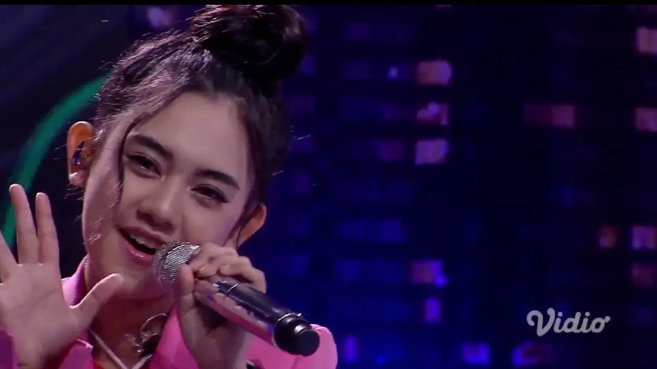 Penampilan Ziva Magnolya dan Hindia Sukses Meriahkan Pop Mie Sabi Party
