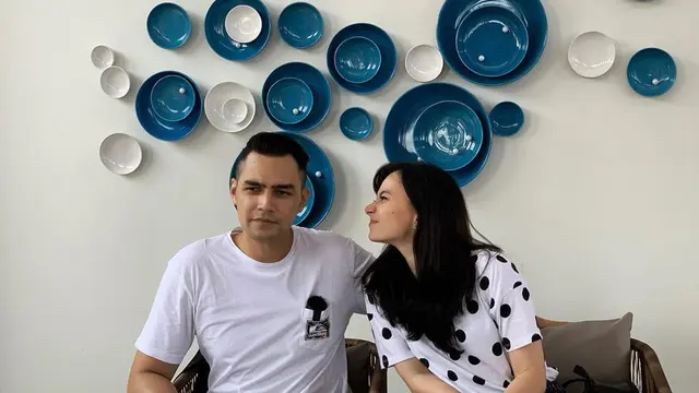 Asmirandah dan Jonas Rivanno. (Foto: Instagram @asmirandah89)