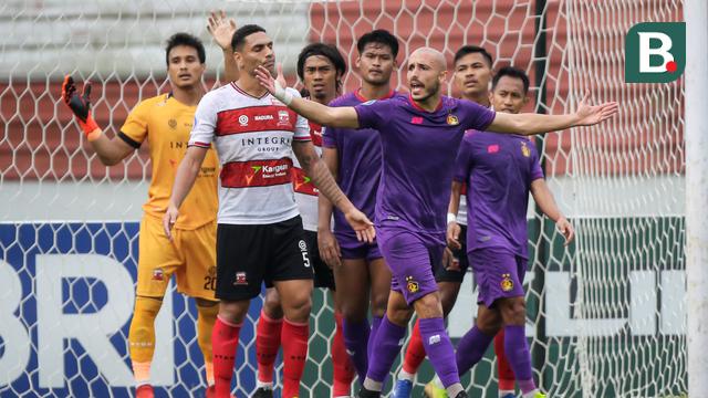 Foto: Dua Gol Bola Mati Jaja ke Gawang Persik Kediri Jauhkan Madura United dari Zona Degradasi di Pekan ke-13 BRI Liga 1