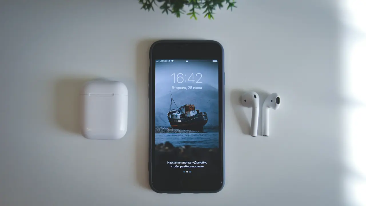 AirPods