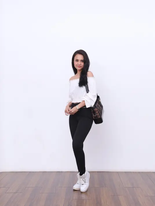 Michele ziudith visit film Mekah I'm Coming di Gondangdia, Rabu (4/3/2020). (Daniel Kampua/Fimela.com)