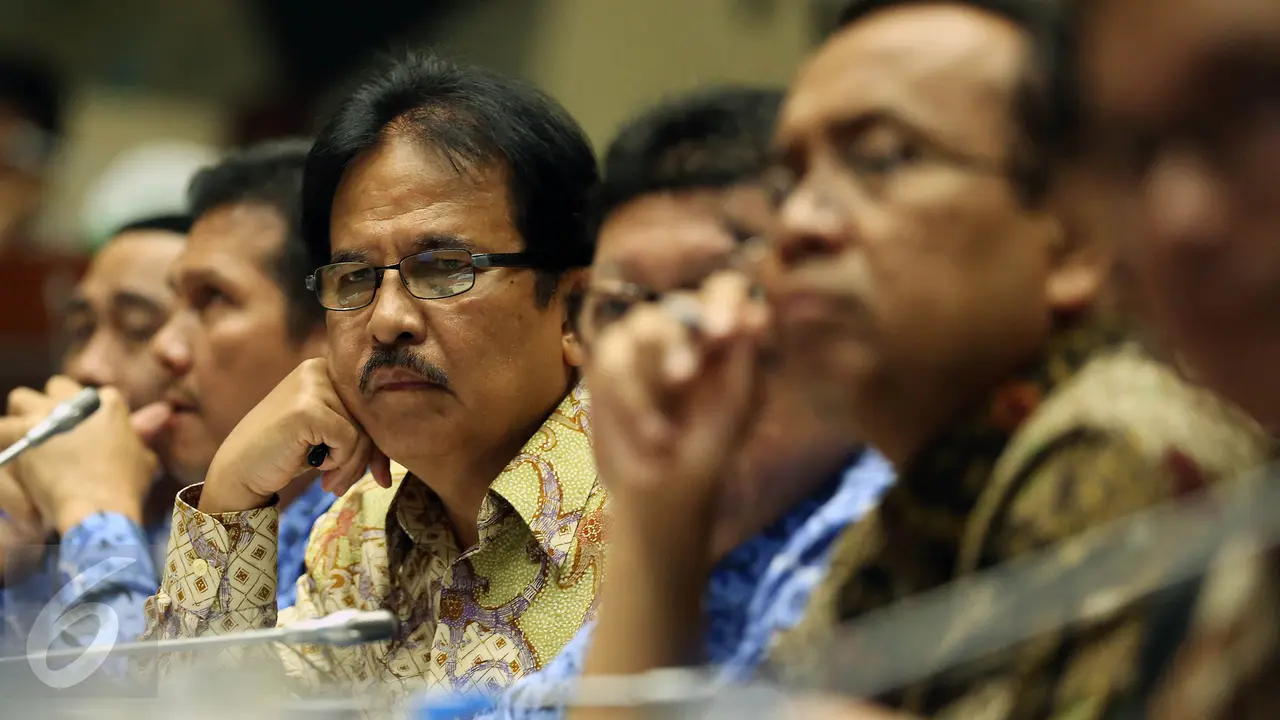 20161003-Komisi II Raker Dengan 5 Menteri dan Seskab-Jakarta