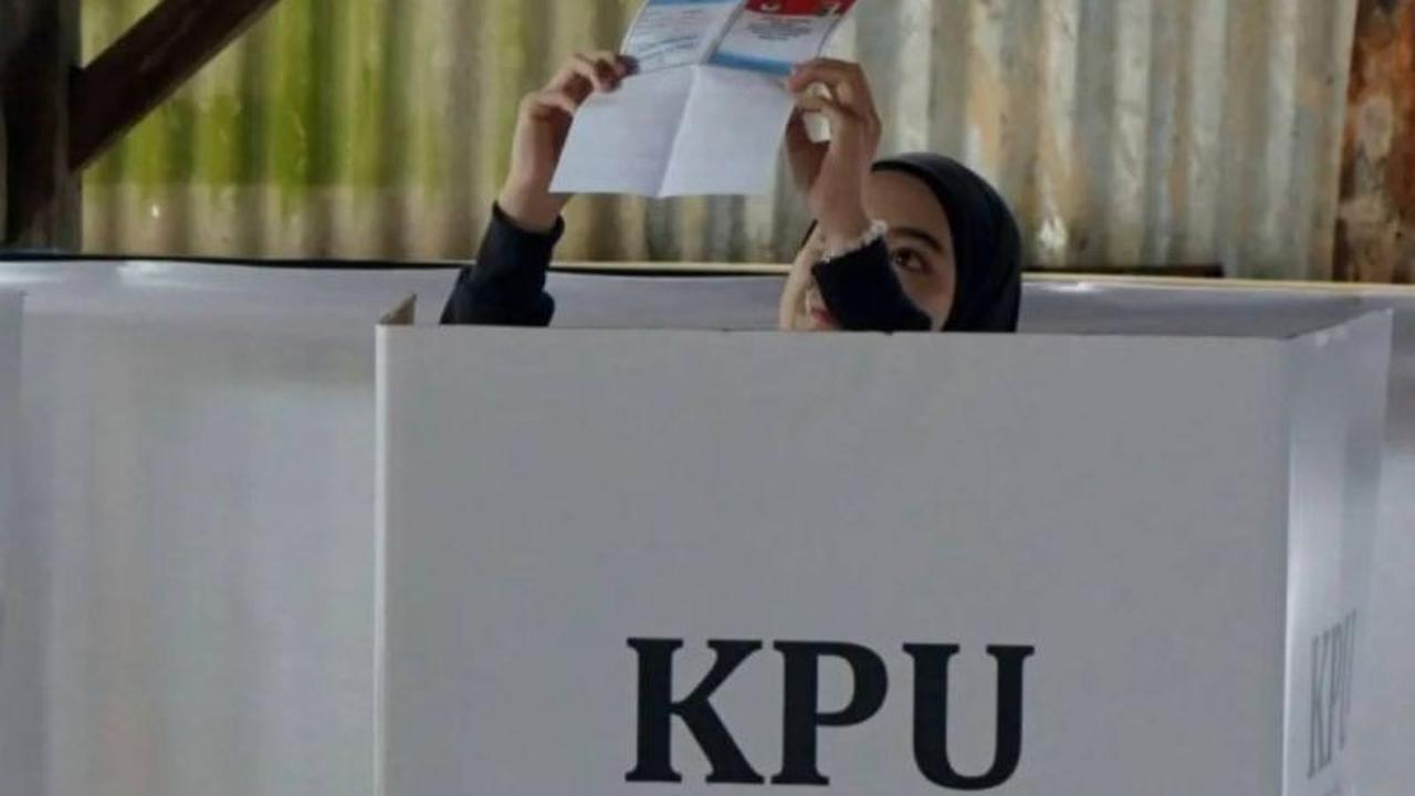 Mayoritas Warga Inginkan Pilkada Langsung, Populi Center Ungkap Hasil Survei Terbaru