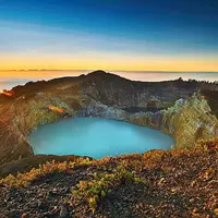 Danau Kelimutu, Flores, Nusa Tenggara Timur. (komodotour.co.id)