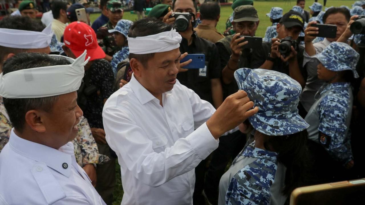 Dedi Mulyadi temui anak-anak yang dibina di Markas Kotrad Depok
