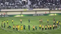 Dukungan penuh suporter saat PSS Sleman menghadapi Madura United di Stadion Maguwoharjo, Sabtu (12-9-2026). (Bola.com/Ana Dewi)