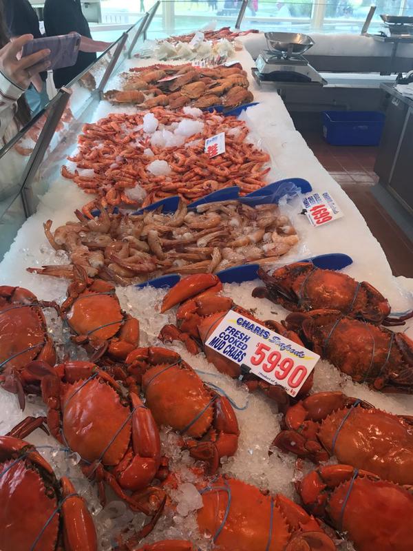 Seafood segar di Seafood Market Charis