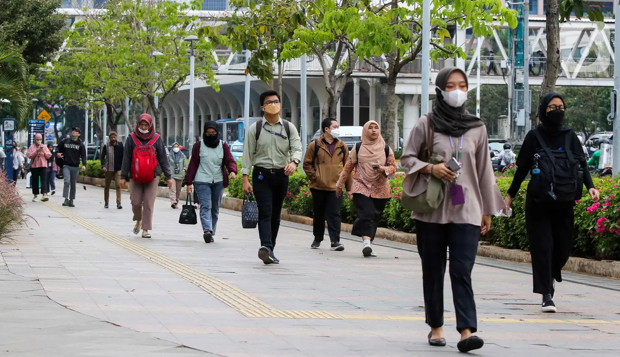 Pemerintah menetapkan UMP 2024 sesuai formulasi dalam Peraturan Pemerintah (PP) 51 Tahun 2023. (Liputan6.com/Herman Zakharia)