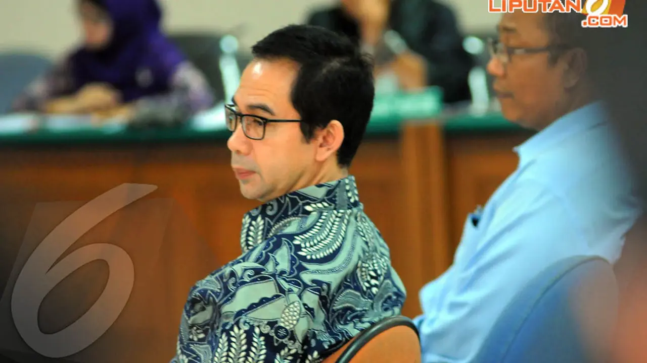 [FOTO] Jadi Saksi, Wawan Malah Curhat