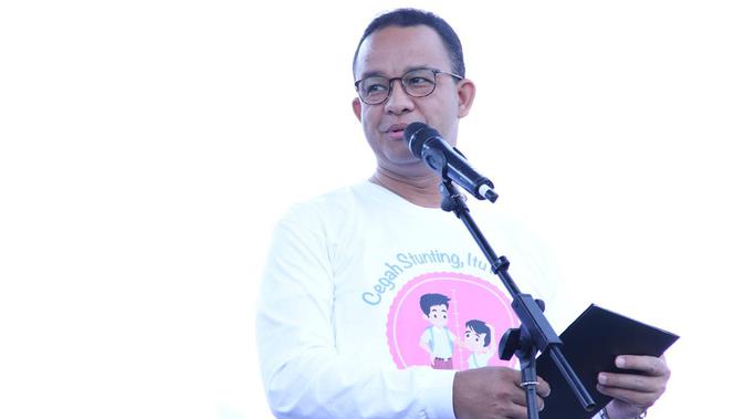 Gubernur DKI Jakarta Anies Baswedan memberi sambutan saat peresmian Kampanye Nasional Pencegahan Stunting di area Monumen Nasional (Monas), Jakarta, Minggu (16/9). (Liputan6.com/Pool/Kepala Staf Kepresdinan)