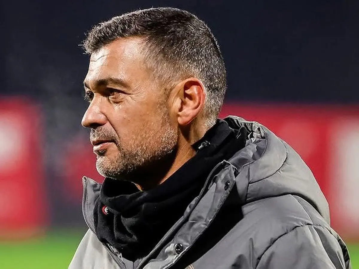 Sérgio Conceição: Kisah Sukses Mantan Pemain Sekarang Pelatih Terkenal - Ia berpartisipasi dalam Euro 2000 dan Piala Dunia 2002.