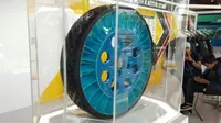 Konsep ban tanpa angin Dunlop Gyroblade. (Septia / Liputan6.com)