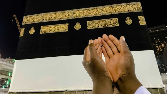 Melihat Lebih Dekat Bangunan Kakbah