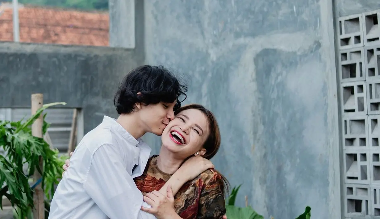 Rossa dan Rizky Langit Ramadhan (Instagram/itsrossa910)