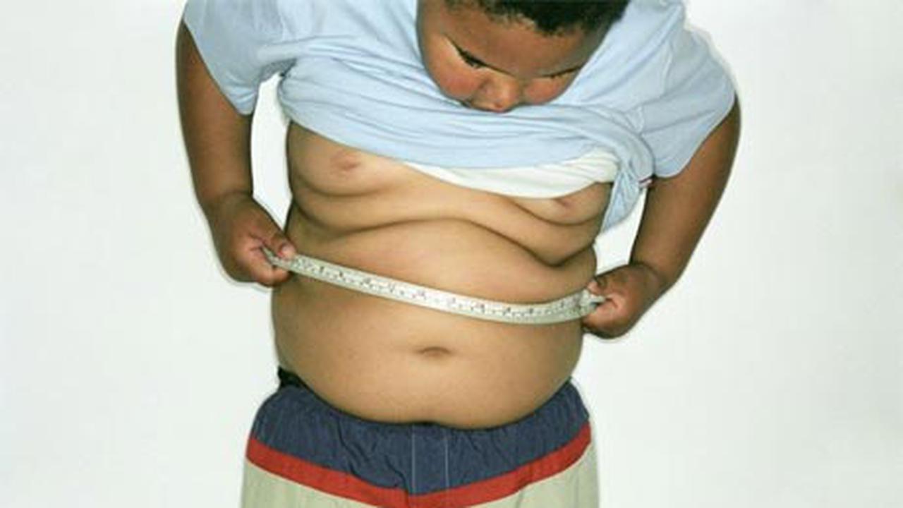 Cara Bicara Pada Anak untuk Diet Tanpa Memaksanya