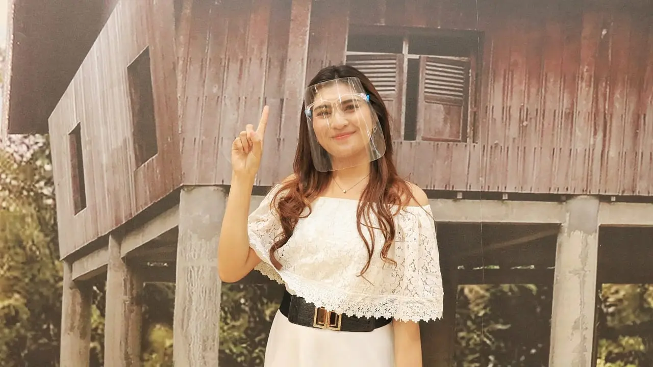 Influencer anak muda Kalteng, Eva Yunita