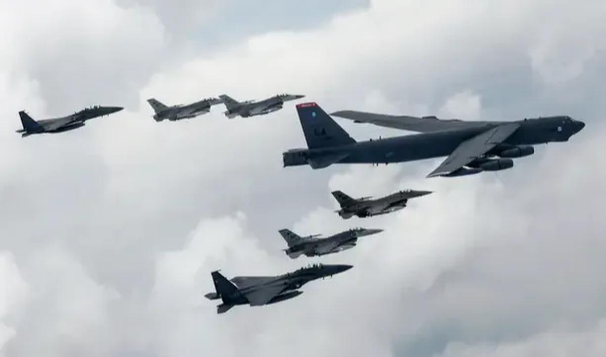Jika menggunakan asumsi pesawat jet yang digunakan tahun 2012 sama, maka perkiraan biaya yang dikeluarkan sekitar Rp107,2 juta untuk satu pesawat.