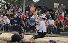 Ngabuburit Penuh Makna: Geotheater Sumedang Hidupkan Kembali Budaya Sumedang Lewat Tarawangsa di Bulan Ramadan