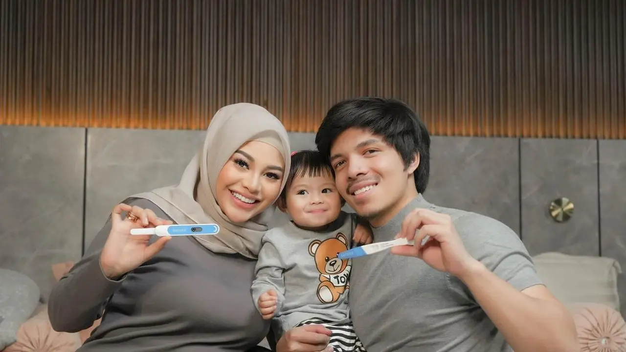 Atta dan Aurel