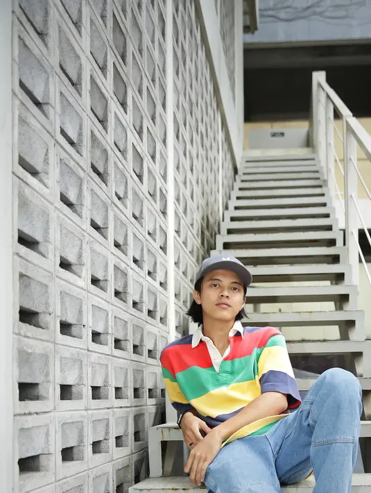 Saat berkunjung ke kantor Fimela.com, Bisma menceritakan tentang kejadian tersebut. Kala itu ia sudah berjuang selama bertahun-tahun namun kandas di tengah jalan. (Bambang E.Ros/Fimela.com)