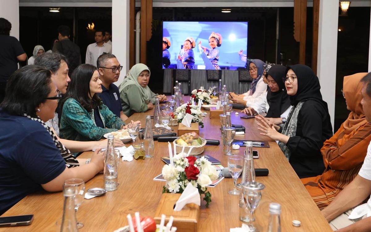 Deputy Resident Representative UNDP, Sujala Pant bertemu Bupati Ipuk Fiestiandani di Pendopo Banyuwangi