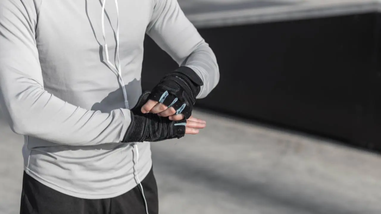 Wajib Punya! Sarung Tangan Gym Terbaik yang Bikin Latihan Makin Efektif dan Bebas Lecet