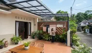 8 Model Kanopi Teras dengan Tempat Jemuran, Cucian Aman Tanpa Ganggu Tampilan Rumah