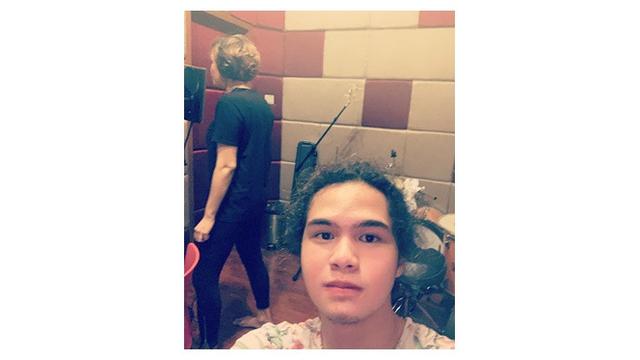 Rela Jadi Backing Vokal, Ini 6 Momen Kebersamaan Maia dan Dul Jaelani