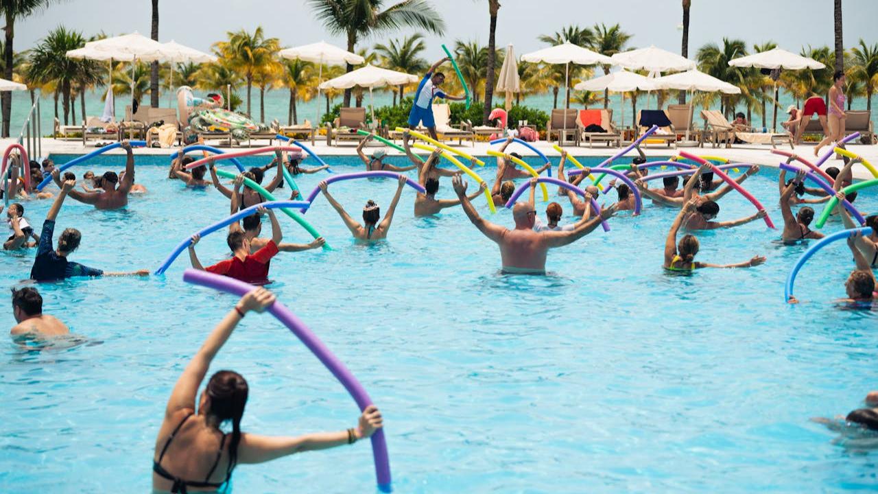 Ilusrasi Water Aerobics