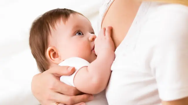 Bibir Sumbing pada Bayi Bukan Alasan untuk Tidak Memberikan ASI (UvGroup/Shutterstock)