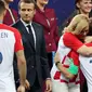 Ketika Presiden Kroasia Kolinda Grabar-Kitarovic ikut menjadi perhatian di Piala Dunia 2018. (Foto: Uncova)
