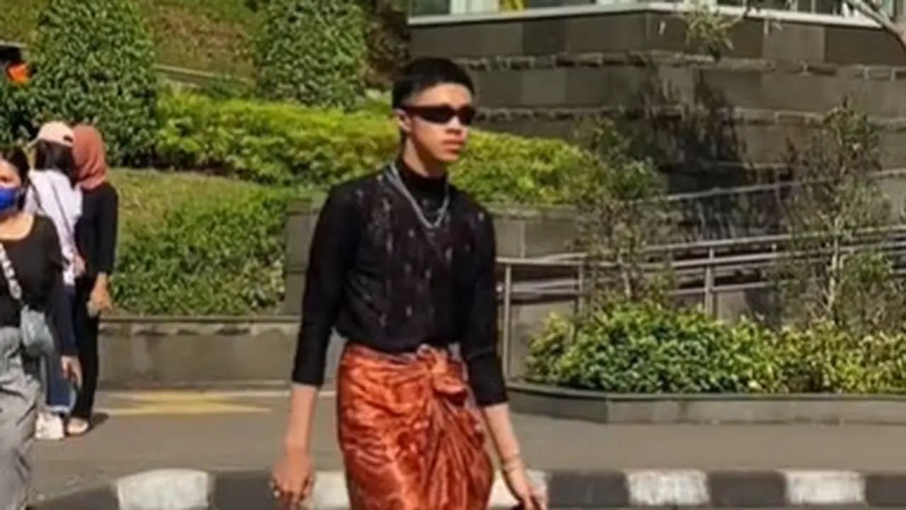 6 Potret Abdul Sofi Allail, Pencetus Pertama Kali Citayam Fashion Week
