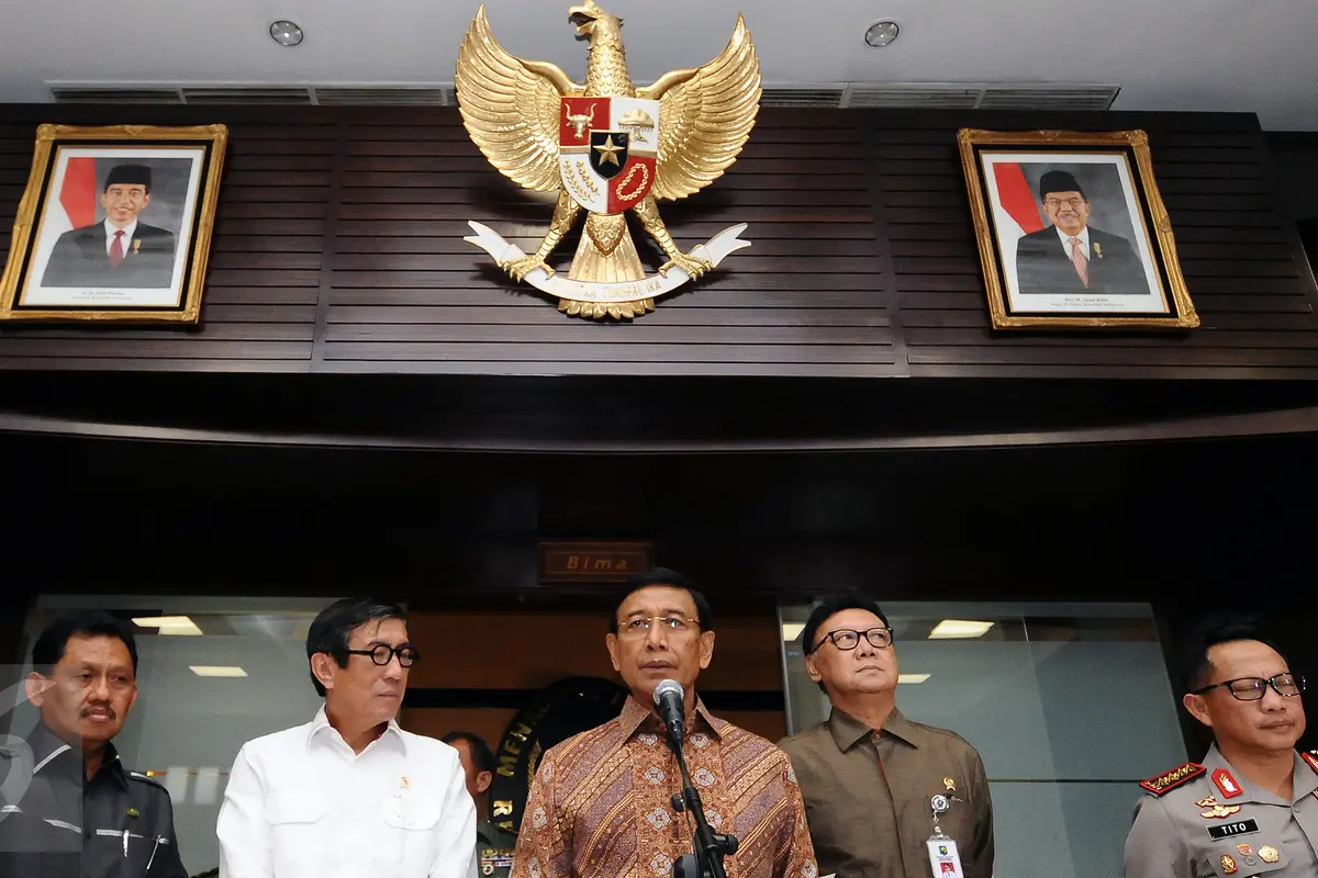20170508-Terkait HTI, Menkopolhukam Bacakan Pernyataan Pemerintah-Tebe