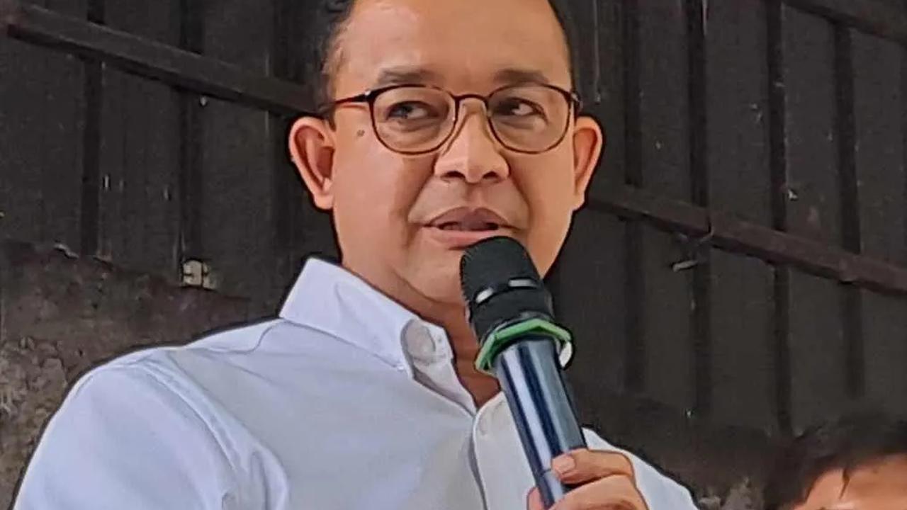 Anies Baswedan meluncurkan beberapa kritik terhadap pemerintahan Presiden Jokowi.