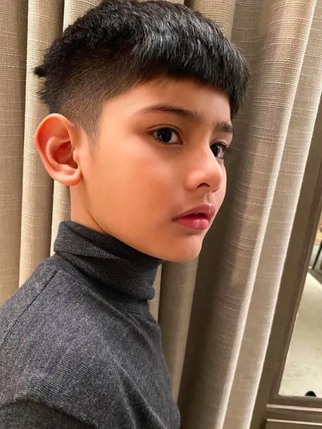 7 Potret King Faaz Anak Fairuz A Rafiq