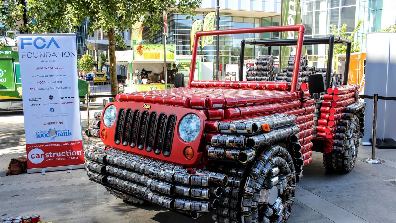 Jeep Wrangler dari Kaleng Makanan