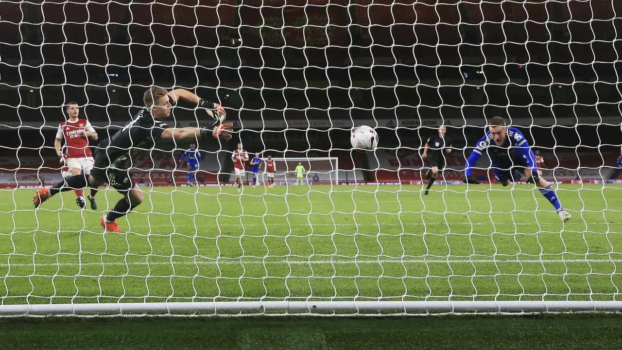 Gol Tunggal Jamie Vardy Bawa Leicester City Bungkam Arsenal