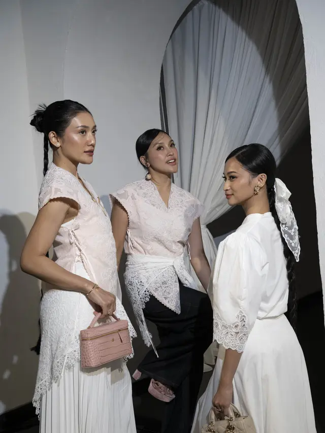 Ciri Khas Warisan Budaya yang Elegan Tampak pada Desain Love, Bonito X TOTON