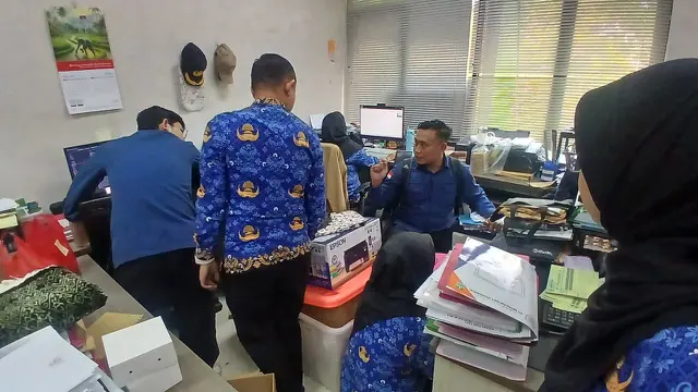 Kejagung Geledah Kantor Sekda Bekasi Terkait Korupsi Migas
